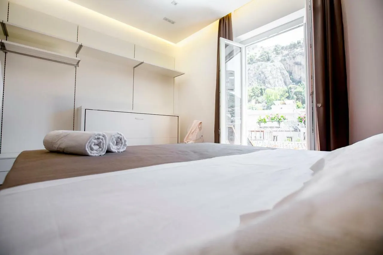 Cefalu Charme E Chic Suites