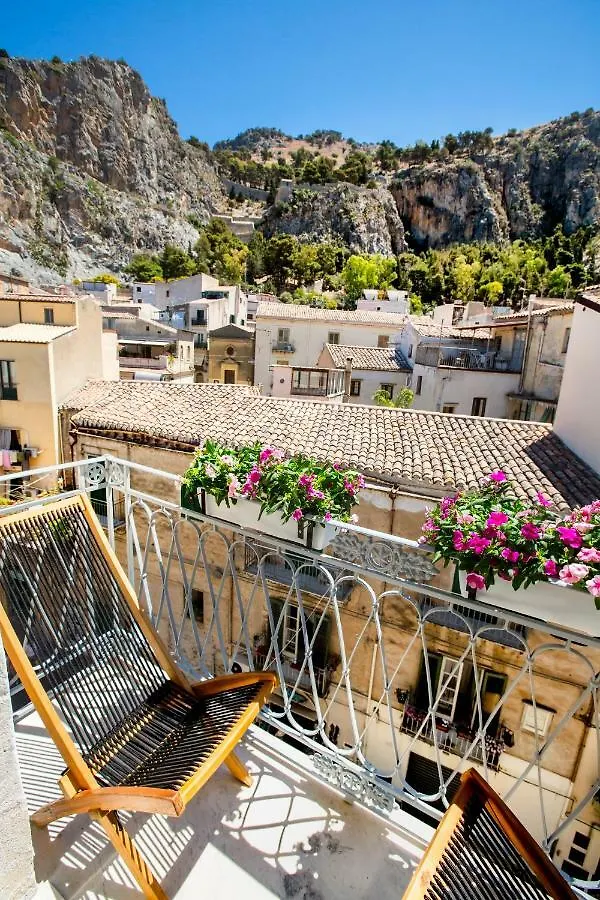 Apartment Cefalu Charme E Chic Suites